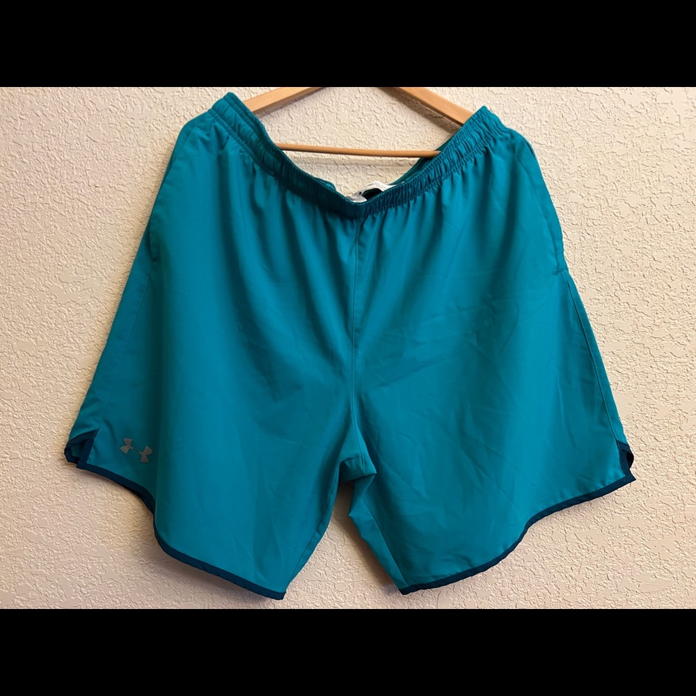 Under Armour Men’s Athletic Short, size XL, has front pockets